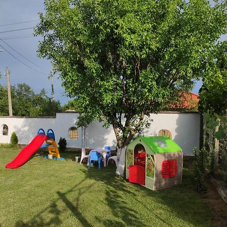 Guesthouse Oasis-Sabla Kültér fotó