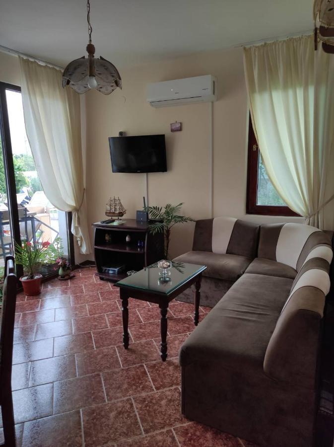 Guesthouse Oasis-Sabla Kültér fotó